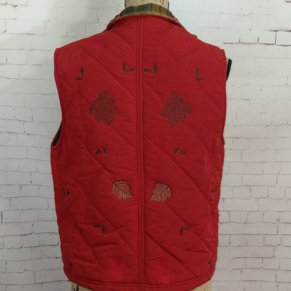 BRITISH KHAKI Embroidered Fall Leaves Vest - Picture 6 of 7